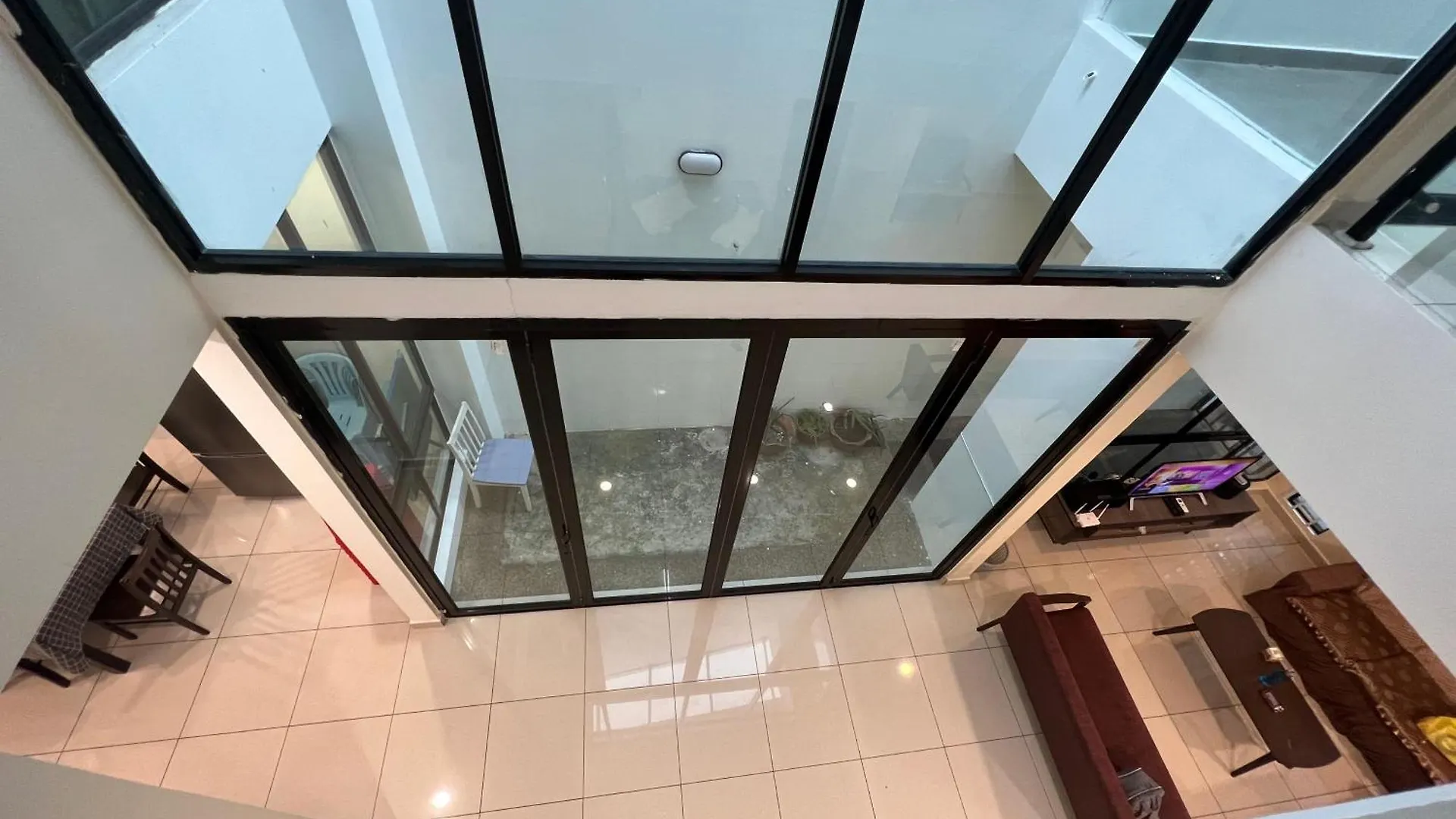 16Pax Seri Austin 4Bedroom 4Bath Nearby Toppen Aeon Tebrau ジョホールバル アパート